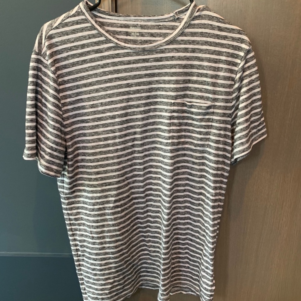 Men’s striped tshirt from Old navy